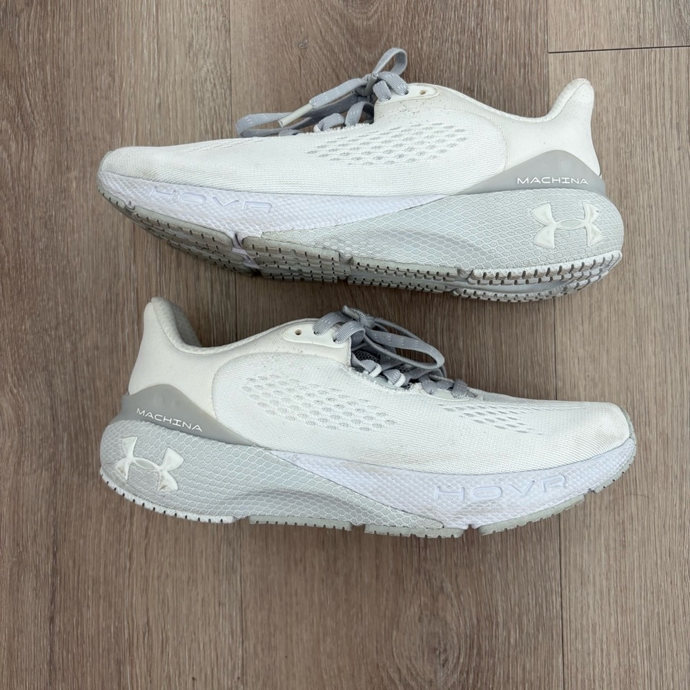 Under Armour Womens Tennis Shoes 6.5 White Gray Hovr Machina 3 Neutral Cushion